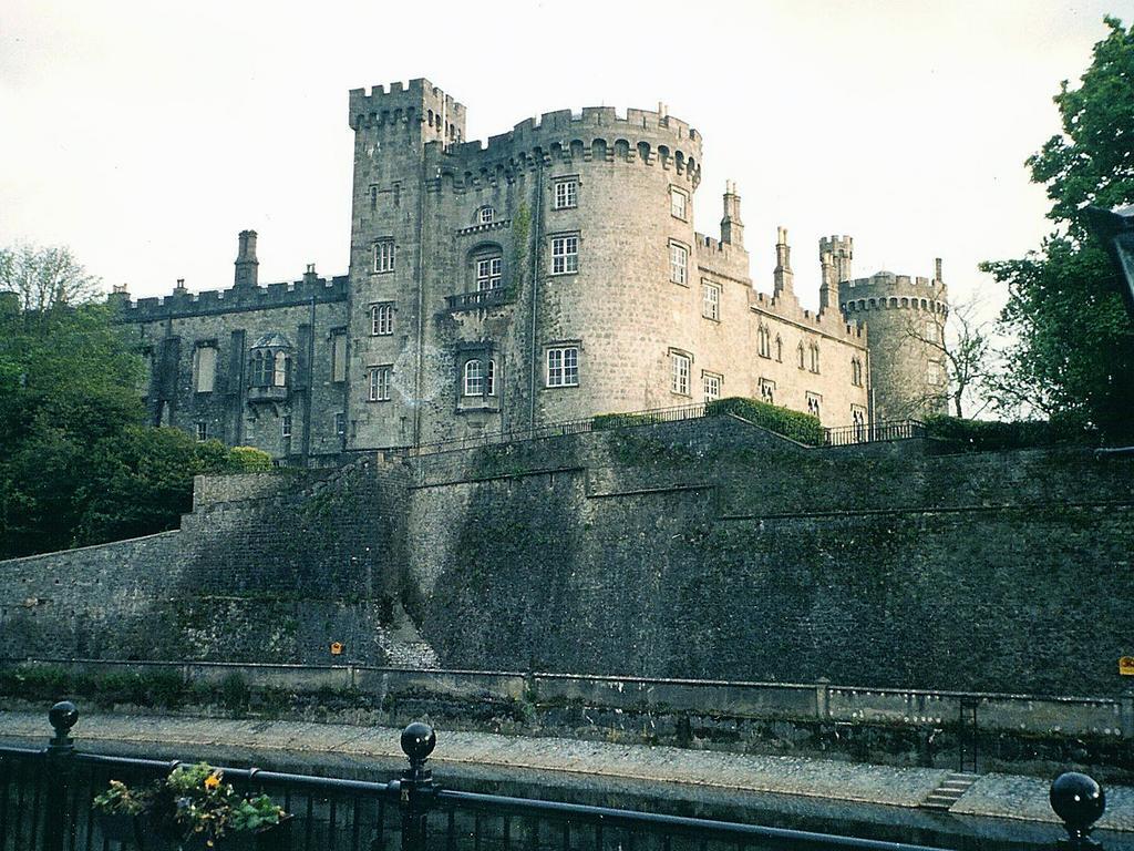 Langtons Hotel Kilkenny Exterior foto